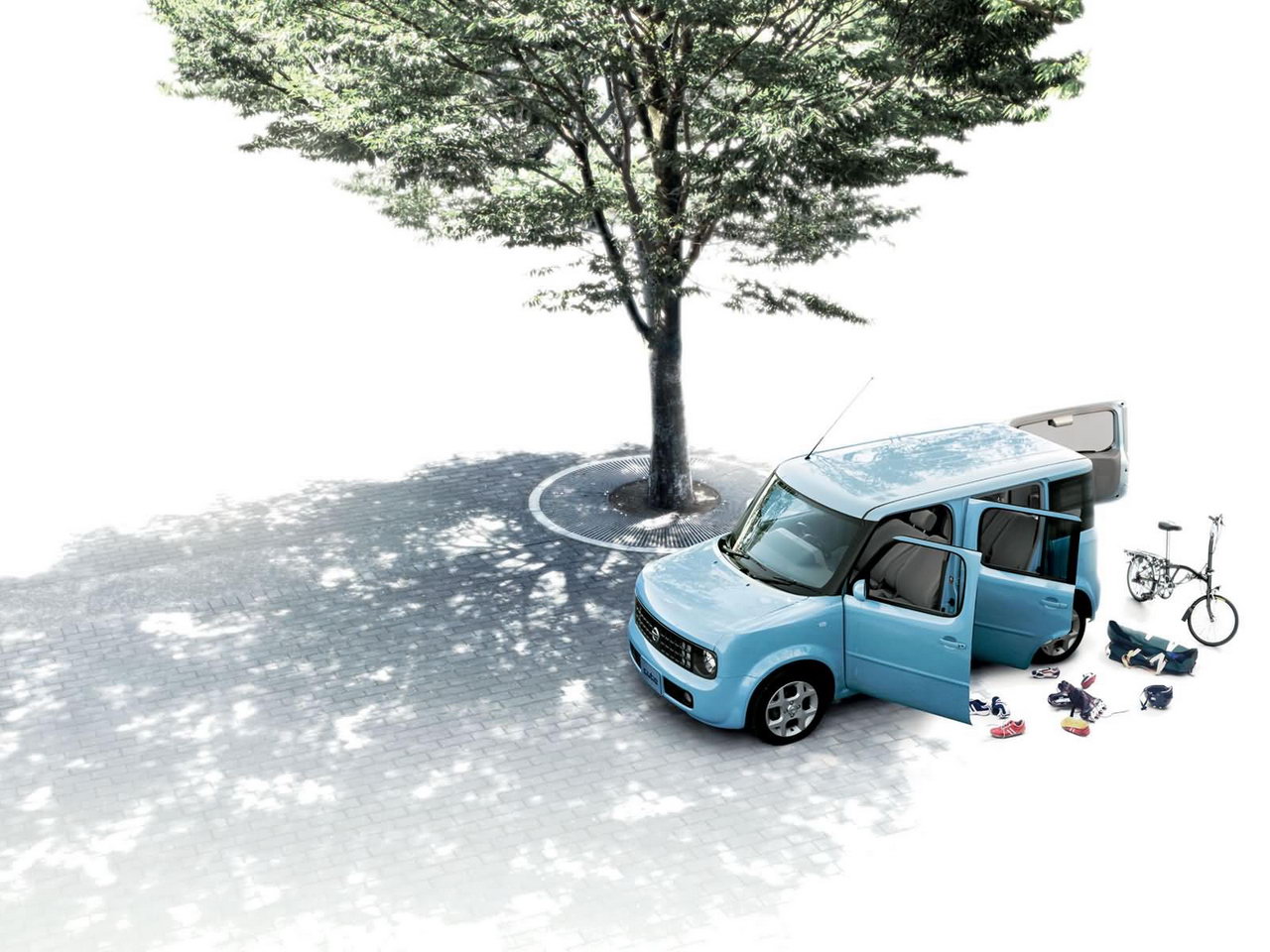 Nissan Cube 2003 008.jpg